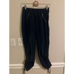 Athleta Women’s Cropped Joggers Black Zipper Front Pockets & Adjustable Length